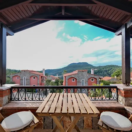 Aka Villa